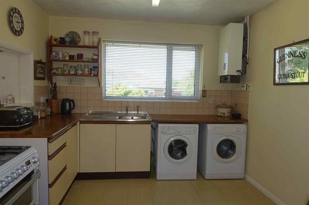 resized-2349823-Kitchen A.JPG